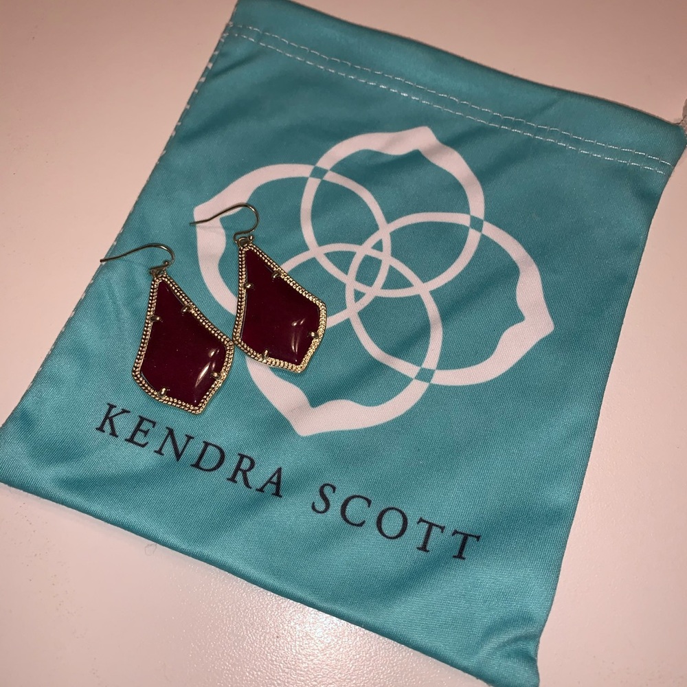 Kendra Scott Dangle earrings